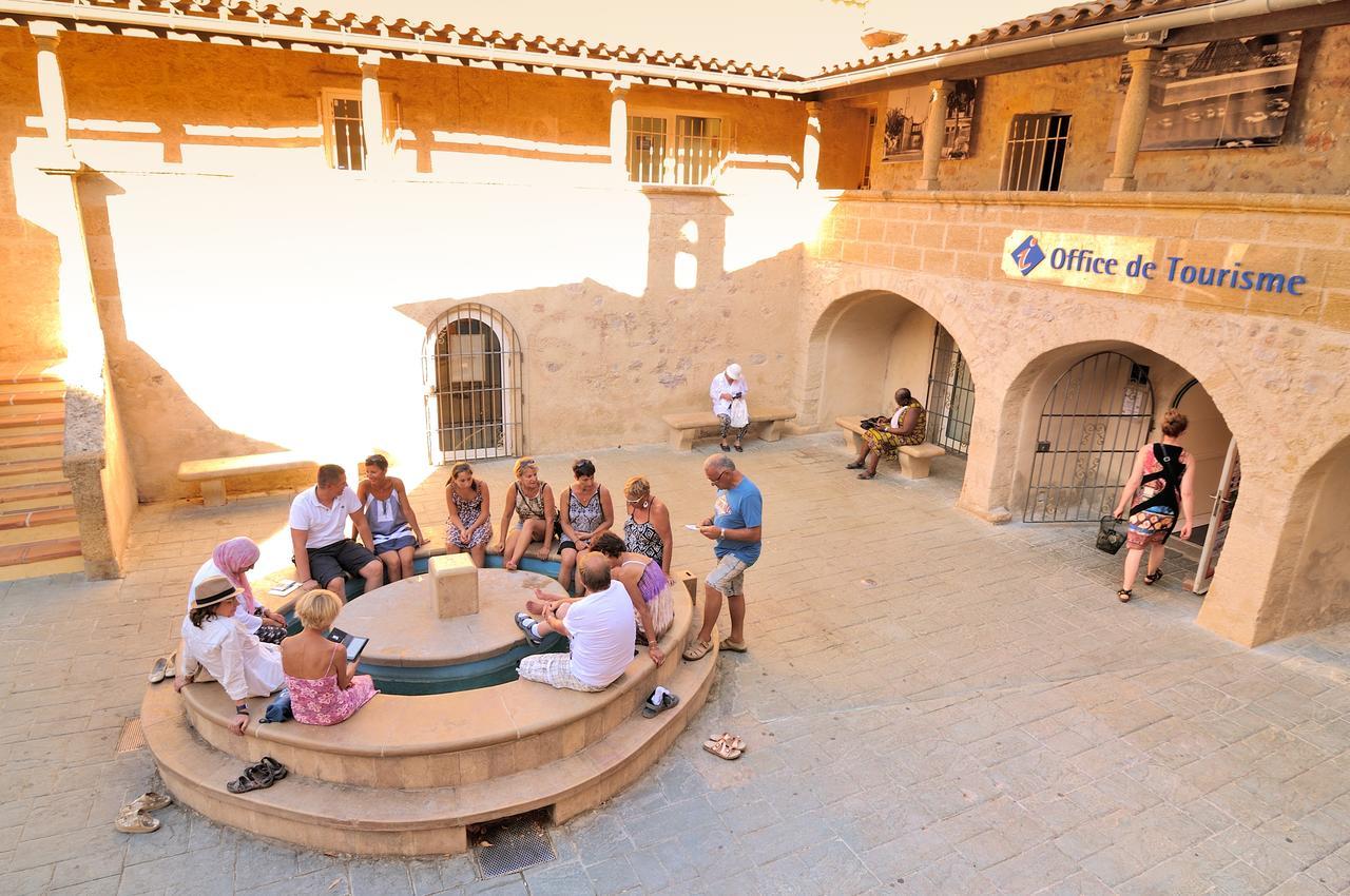 Logis Hotel Les Pins - Operalia Balaruc-les-Bains Bagian luar foto